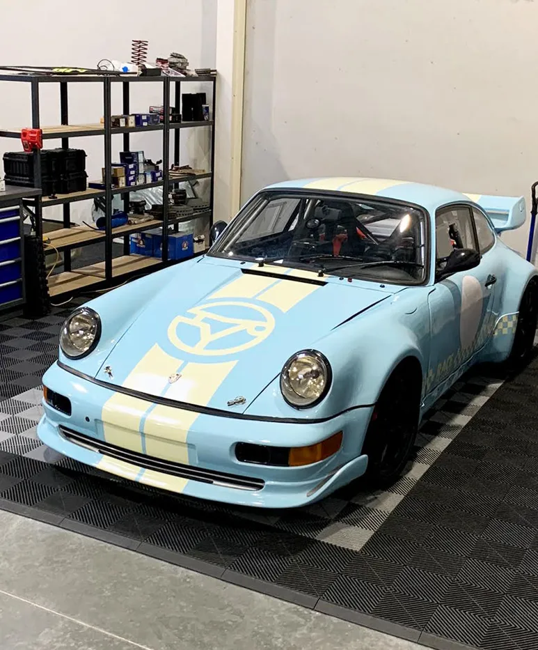 Porsche 964